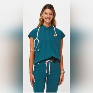 Figs Womens Caribbean Blue Scrub Set (3XL)